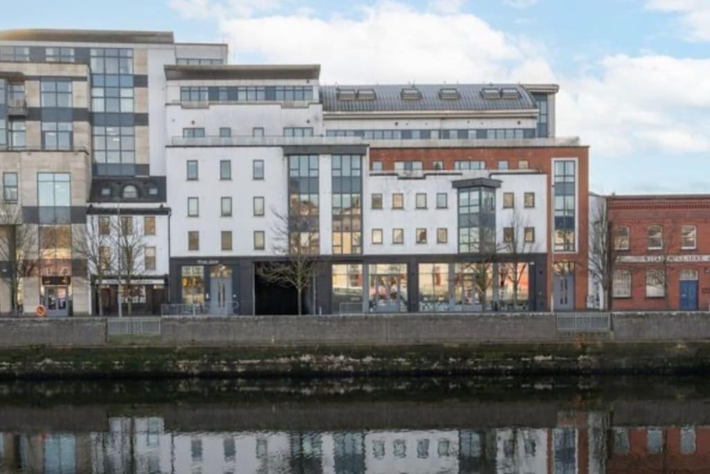 Luxury 2 Bed Fully Equipped City Centre Apartment Cork Exterior foto