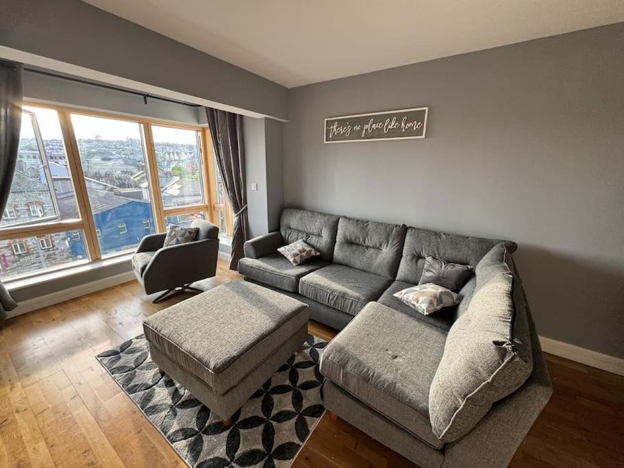 Luxury 2 Bed Fully Equipped City Centre Apartment Cork Exterior foto